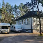 Freedom65 And Caravan Vandrerhjem Tallinn