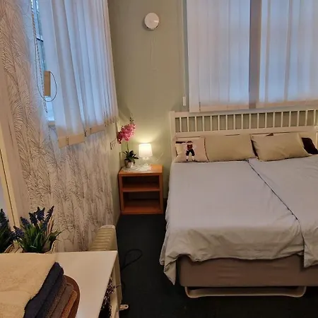 Freedom65 And Caravan Ostello