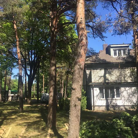 Vandrarhem Freedom65 And Caravan Tallinn