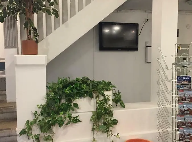 Freedom65 And Caravan