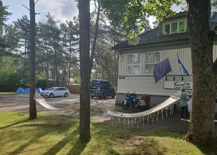 Freedom65 And Caravan *