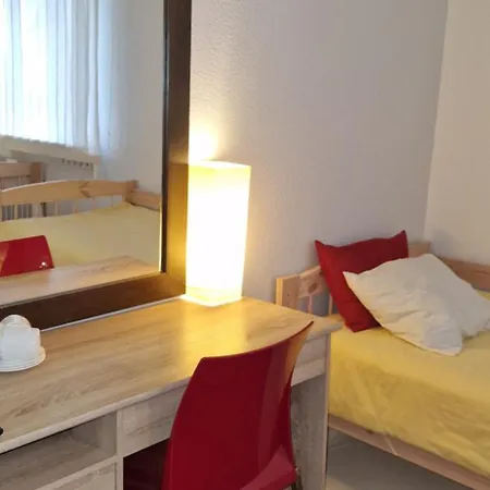 Freedom65 And Caravan אכסניה *