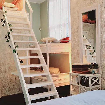 אכסניה Freedom65 And Caravan