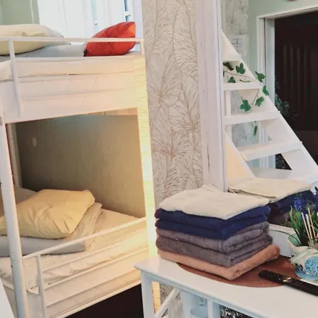 Freedom65 And Caravan אכסניה טאלין