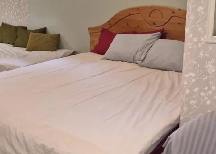 Freedom65 And Caravan بيت شباب