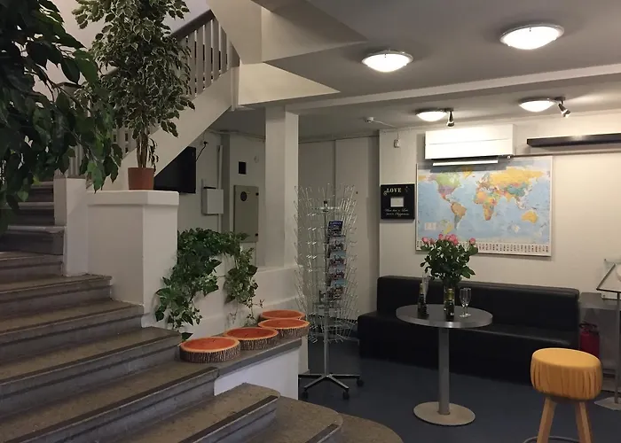 Freedom65 And Caravan *