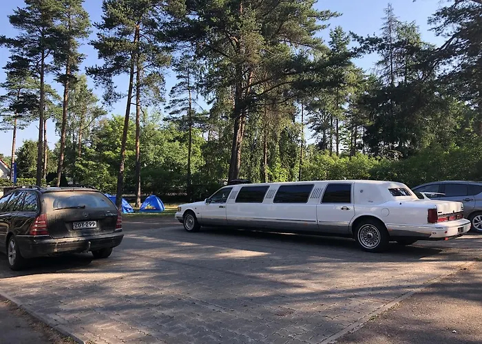 Freedom65 And Caravan Hostel Tallin